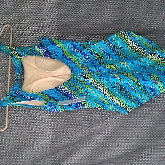 Beach Belle size 10 - Picture 2 of 12